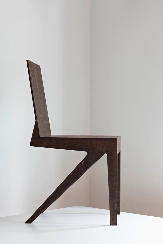 THE ITALIC CHAIR